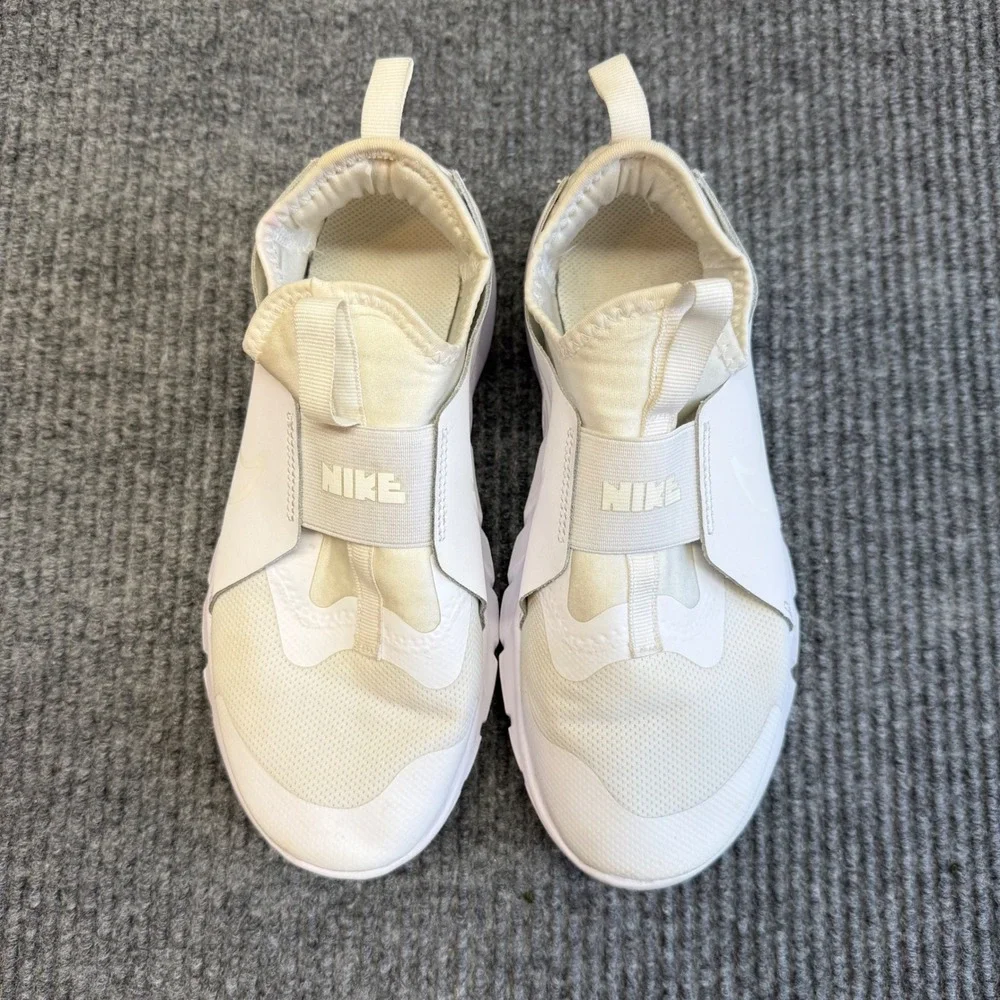 Nike Flex Runner 2 Kids Size 6Y Slip On Sneakers Stretch Easy On‎ Athletic